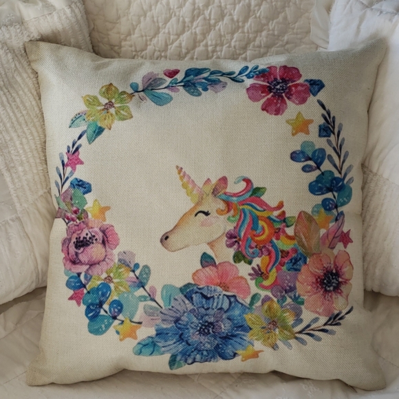 Unicorn accent pillow cover - Picture 2 of 3